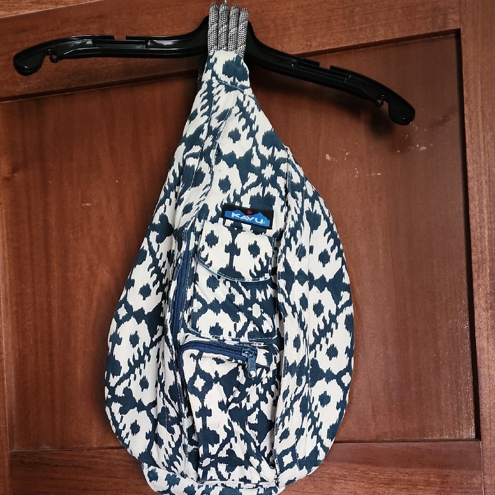 Kavu Navy and White Sling Bag